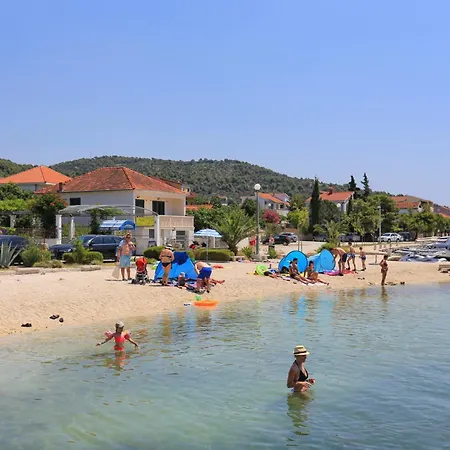 Family Friendly With A Swimming Pool Poljica, Trogir - 22079 Poljica (Trogir)