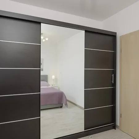 Family Friendly With A Swimming Pool Poljica, Trogir - 22079 Apartment